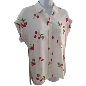 RAILS NWOT Whitney Cherry Bloom  Buttoned Down H-low Top Small